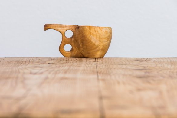 How to carve a drinking mug - Australian Wood Review